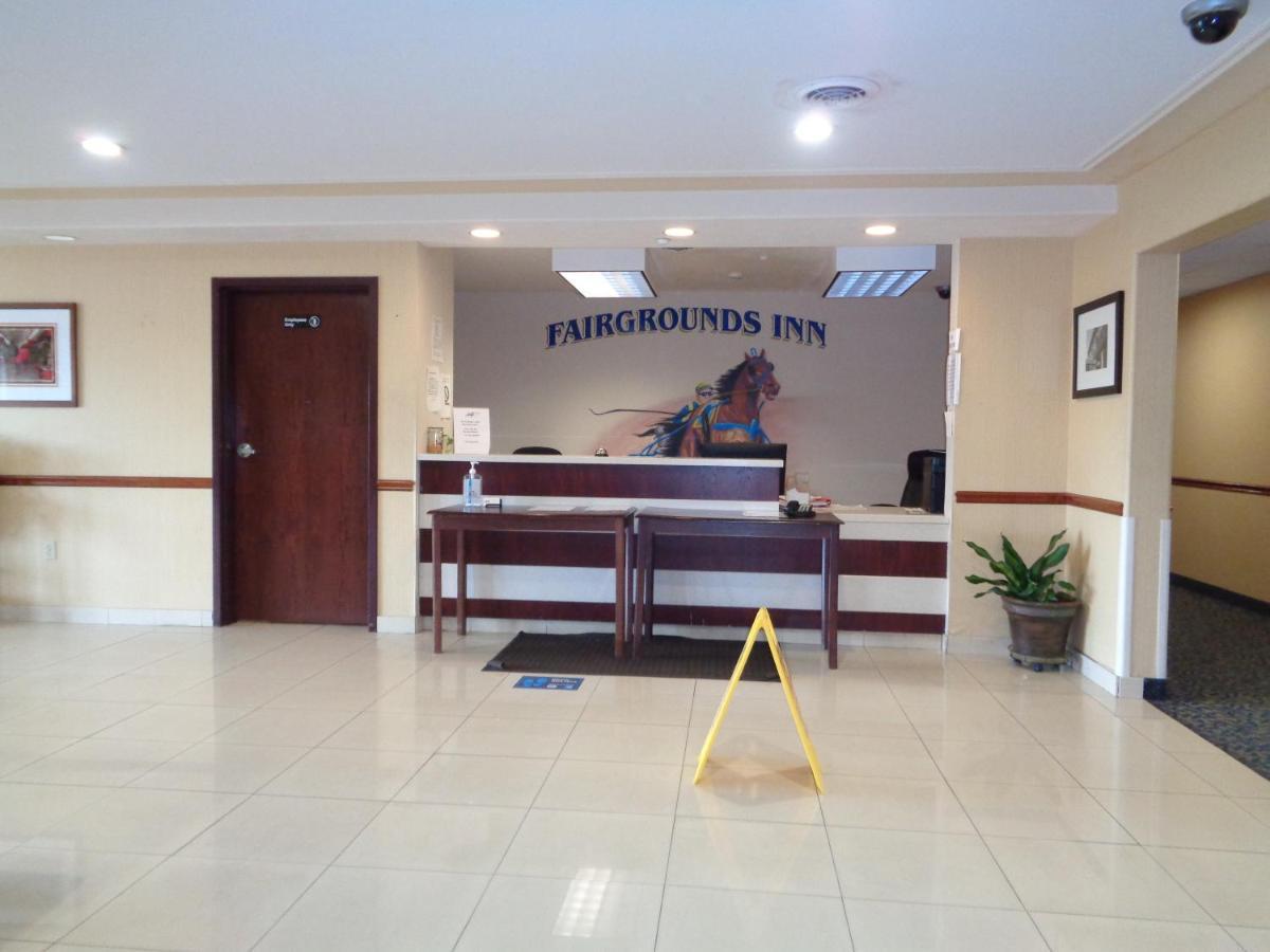 Fairgrounds Inn Du Quoin Ngoại thất bức ảnh